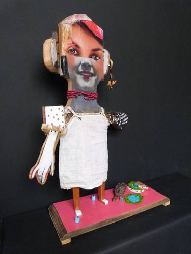 Original Dada People Sculpture by Chrystèle SAINT-AMAUX