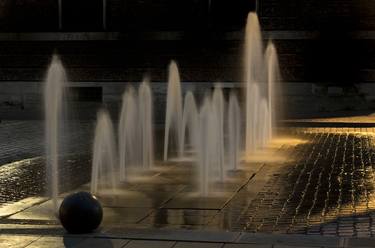 An enlightened fountain in Vicenza (Italy) - Limited Edition 1 of 50 thumb