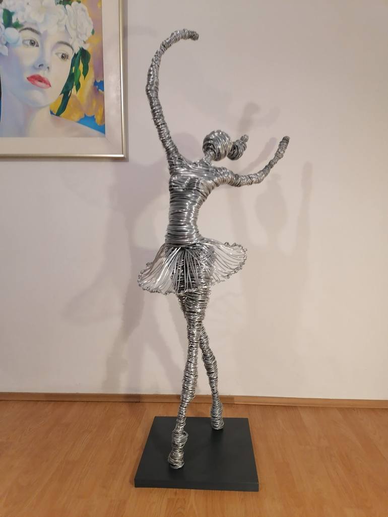 Original Figurative Body Sculpture by Zdravko Jovic