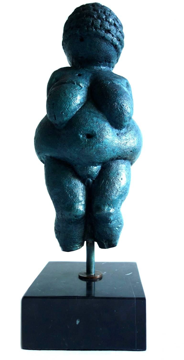 Original Abstract Women Sculpture by Ariane Brandt