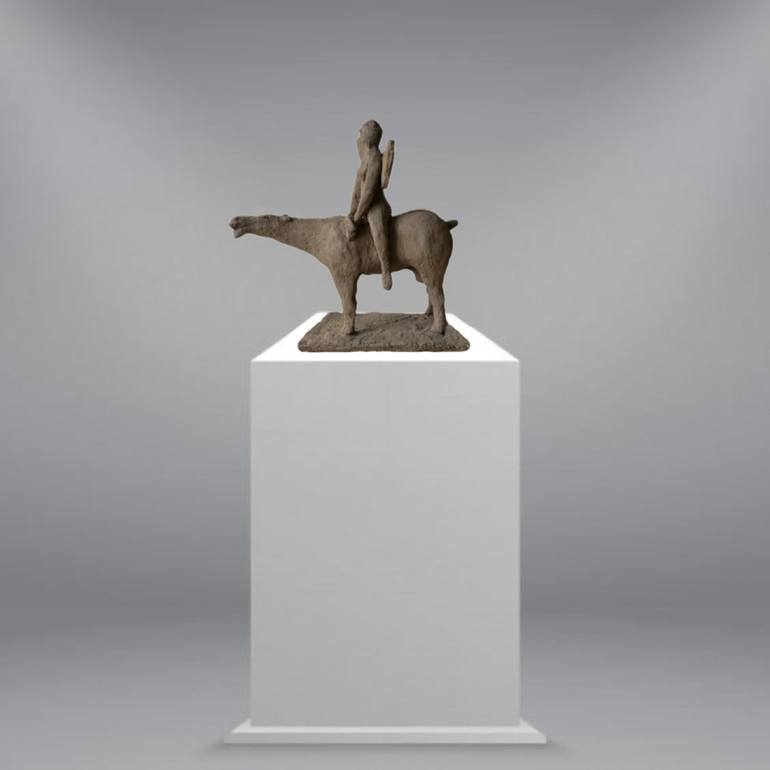 Original Horse Sculpture by Ariane von Bornstedt
