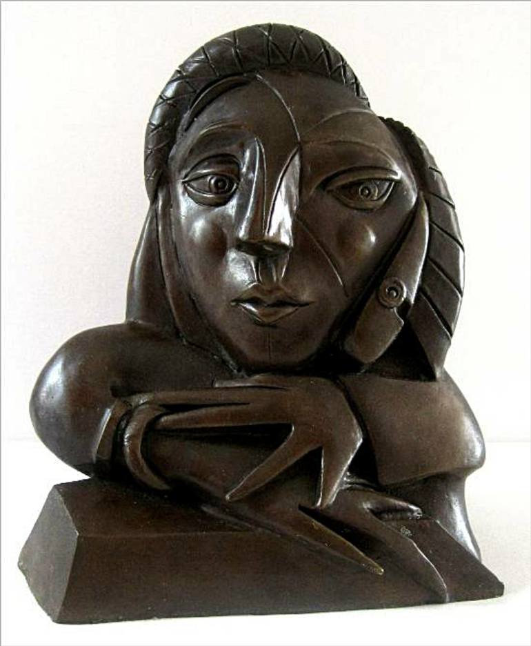 Original Women Sculpture by Ariane von Bornstedt