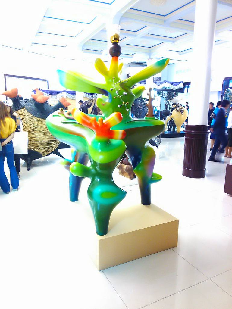 Original Abstract Sculpture by Tanom Kongchan