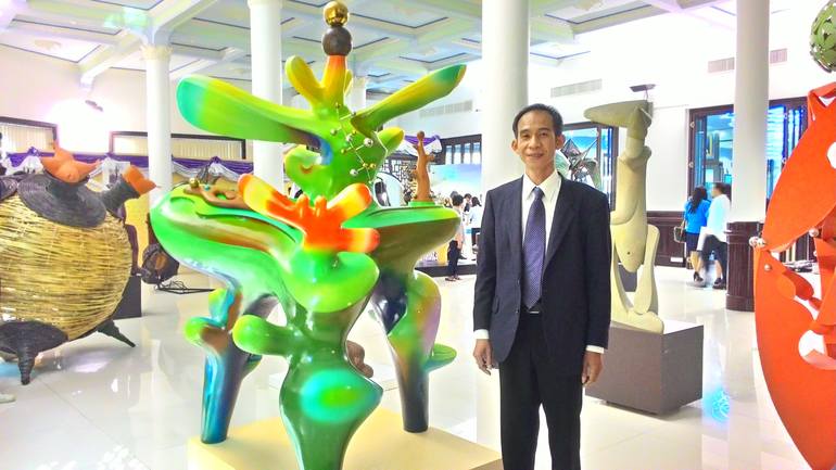 Original Abstract Sculpture by Tanom Kongchan