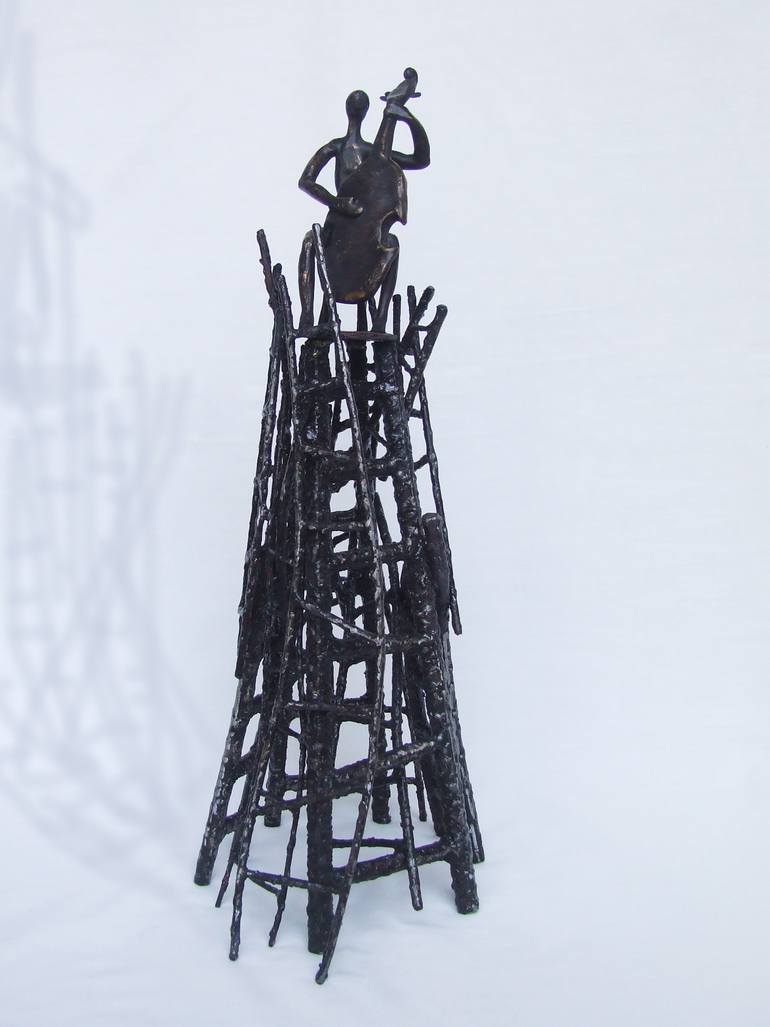 Original Expressionism People Sculpture by Tanom Kongchan