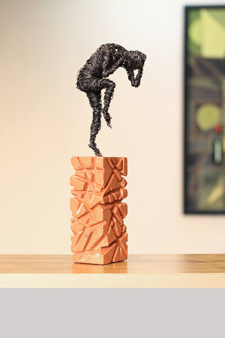 Original Figurative Women Sculpture by Narinart Armgallery