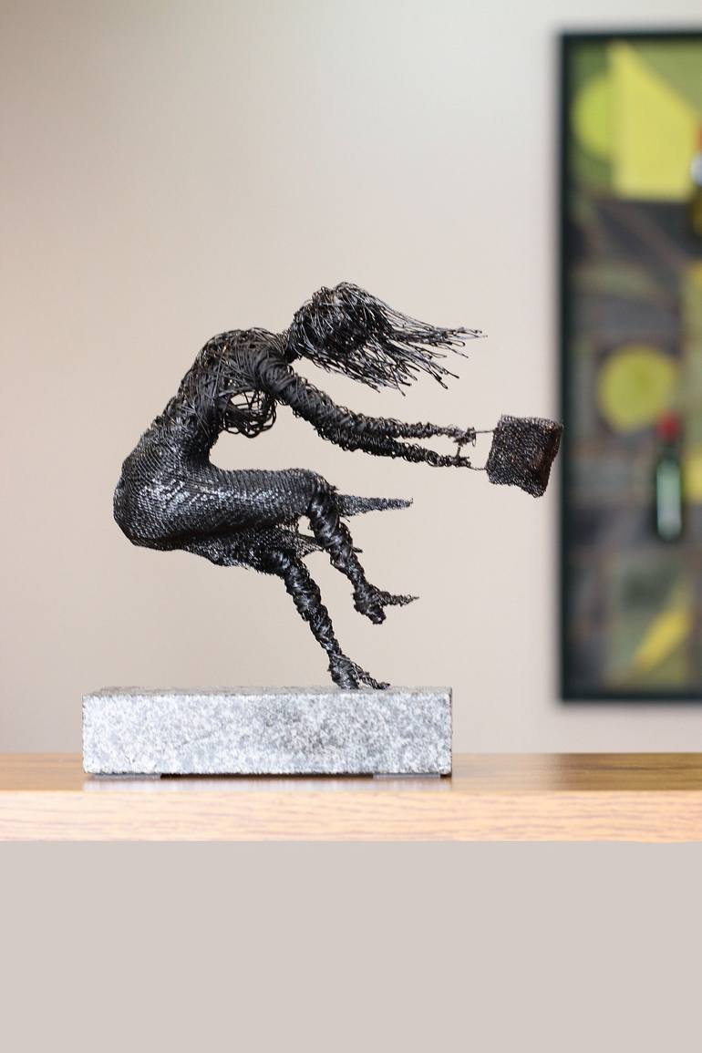 Original Figurative People Sculpture by Narinart Armgallery