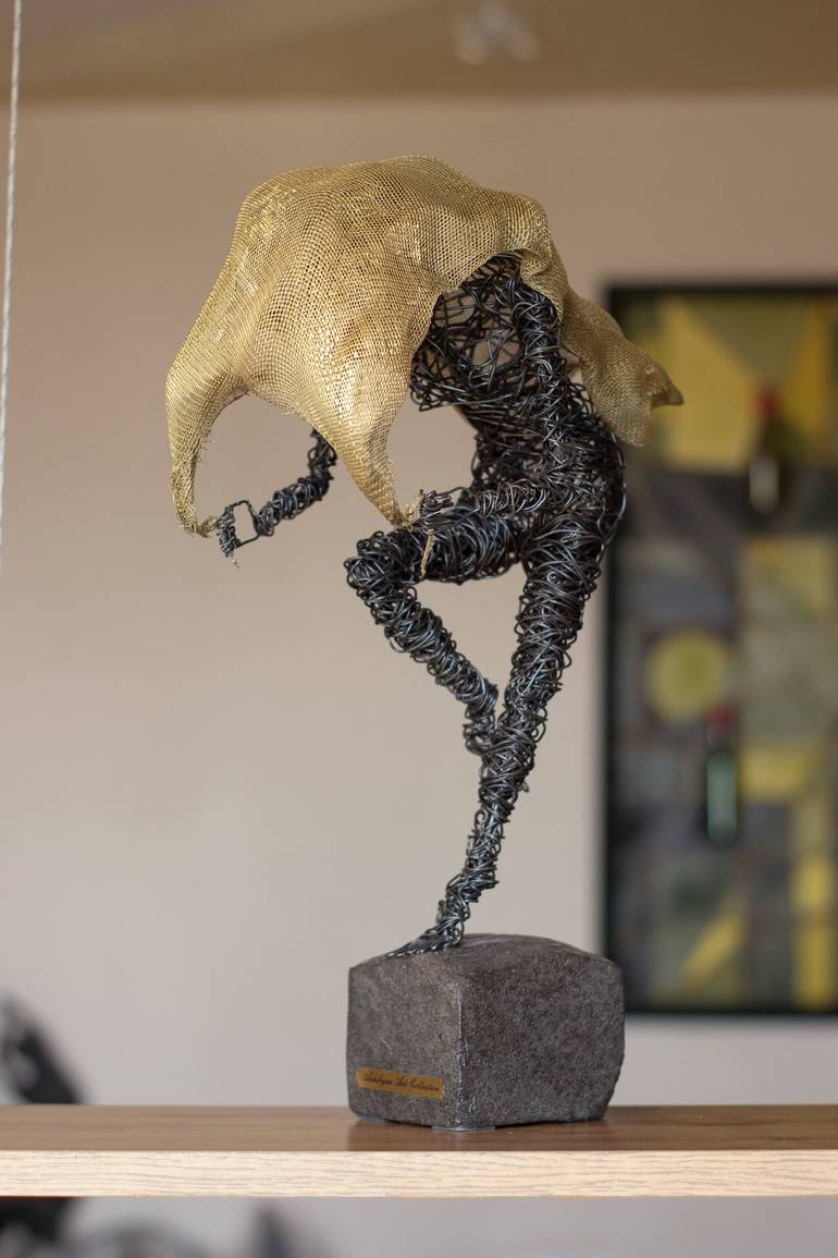 Original Figurative People Sculpture by Narinart Armgallery