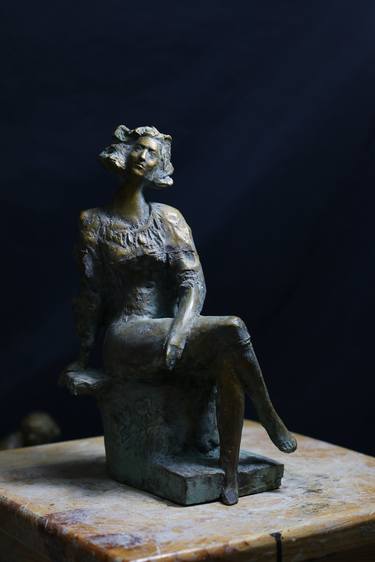 Original Figurative Women Sculpture by Narinart Armgallery