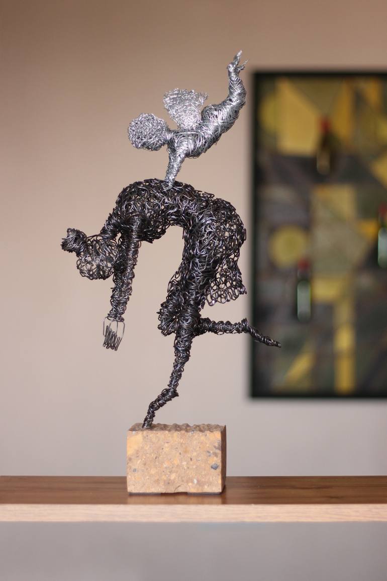 Original Figurative People Sculpture by Narinart Armgallery