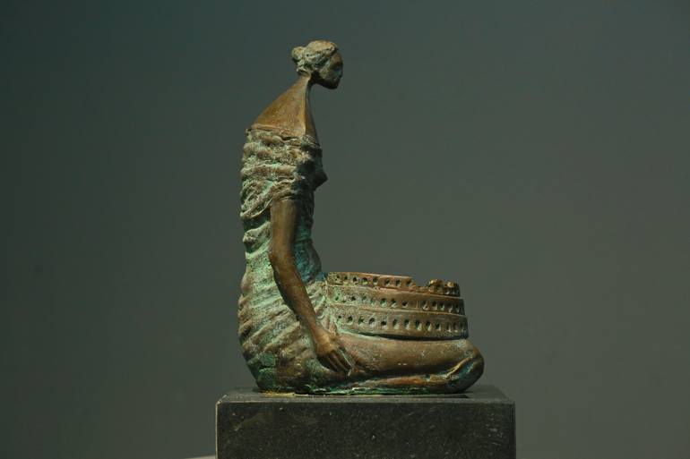 Original Figurative Women Sculpture by Narinart Armgallery