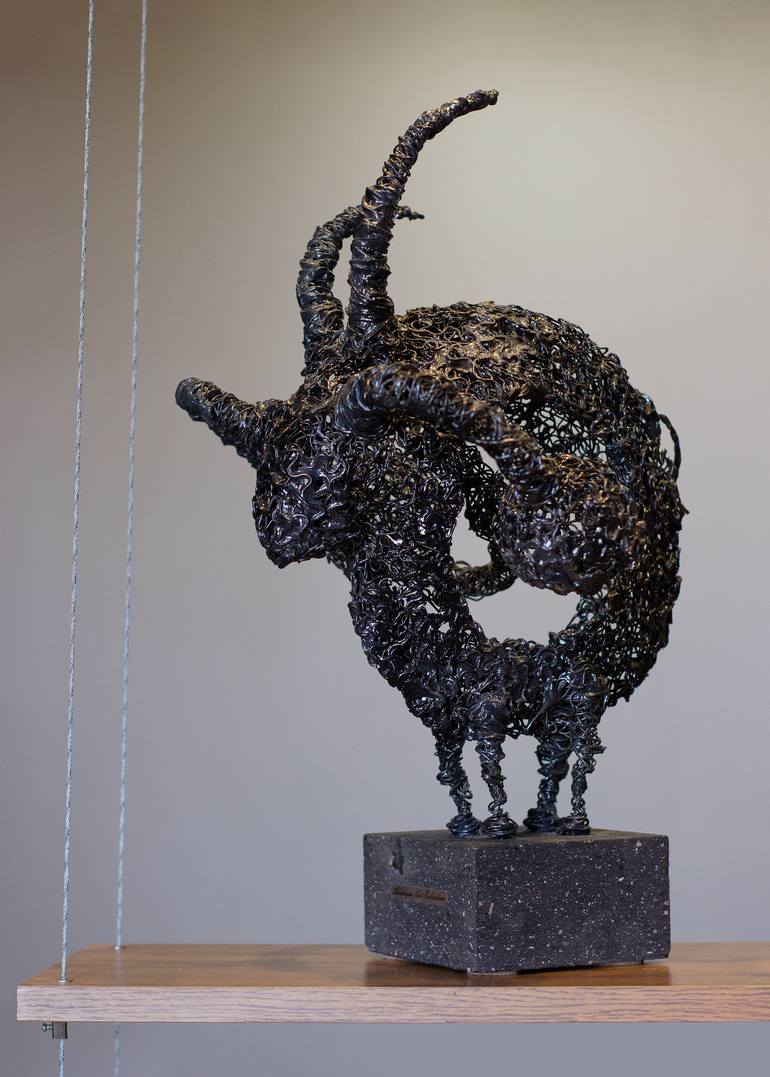 Original Abstract Animal Sculpture by Narinart Armgallery