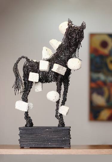 Karen Axikyan/Horse with dots (47x27x15 4.7kg iron, tufa, perlite) thumb