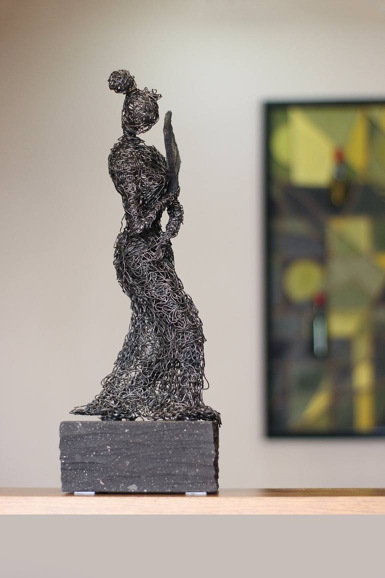 Original Abstract Women Sculpture by Narinart Armgallery