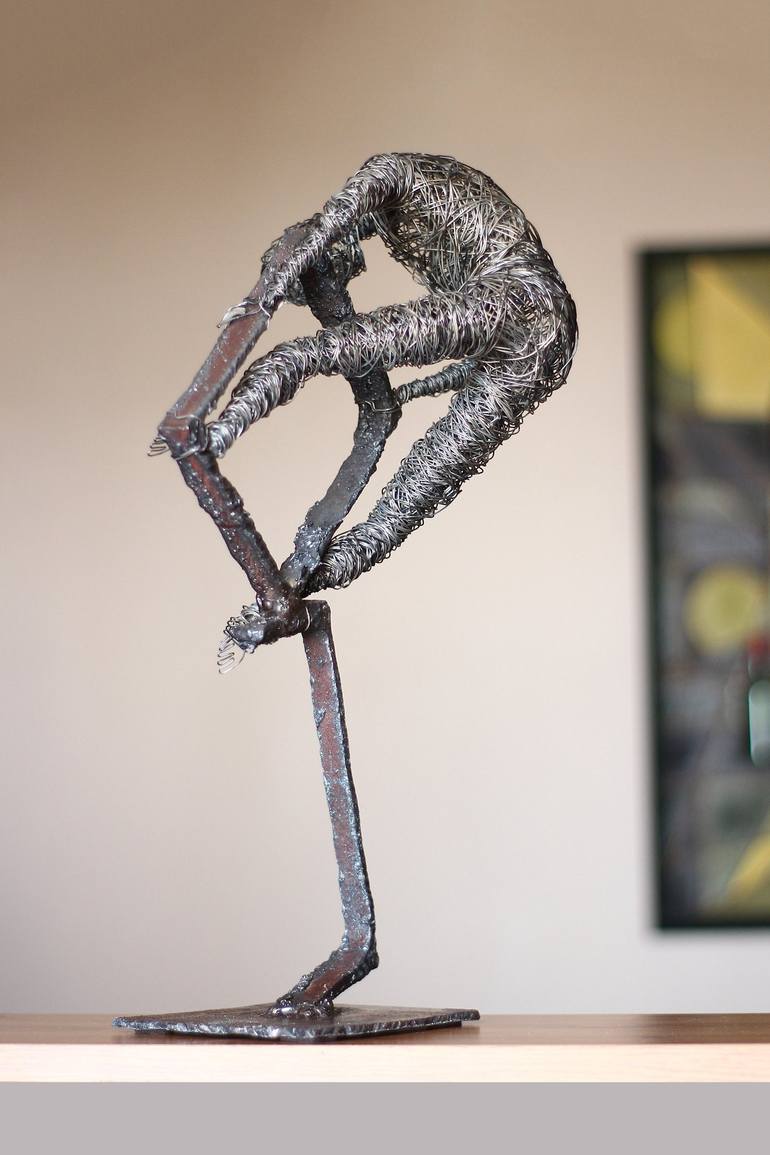 Original Abstract People Sculpture by Narinart Armgallery