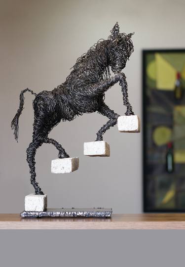 Karen Axikyan/Progression (40x26x11 2.9kg iron, perlite) thumb