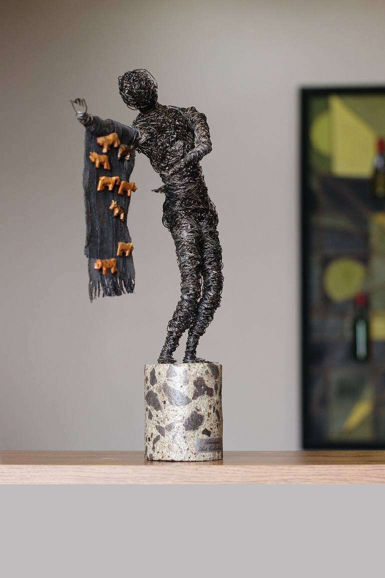 Original Abstract People Sculpture by Narinart Armgallery