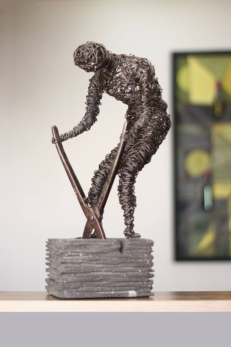 Original Abstract People Sculpture by Narinart Armgallery