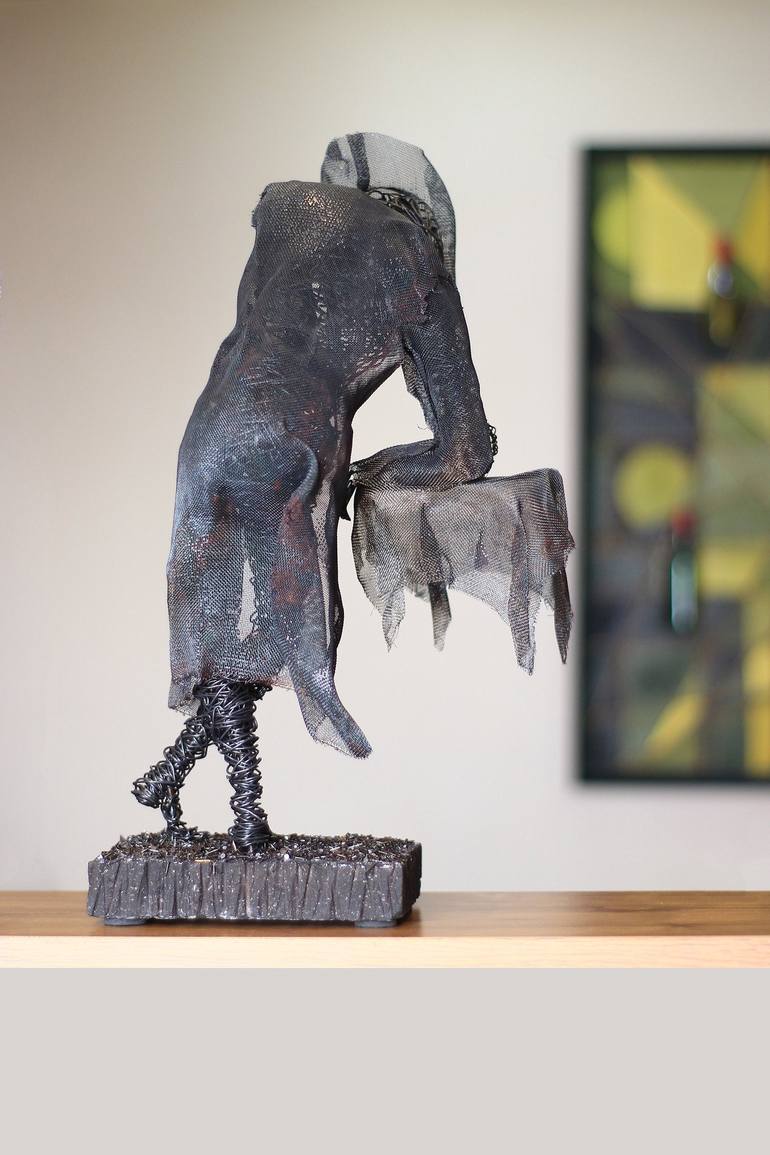 Original Figurative People Sculpture by Narinart Armgallery