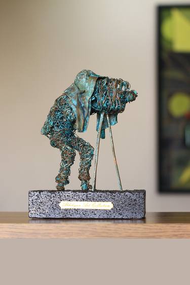 Original Figurative People Sculpture by Narinart Armgallery