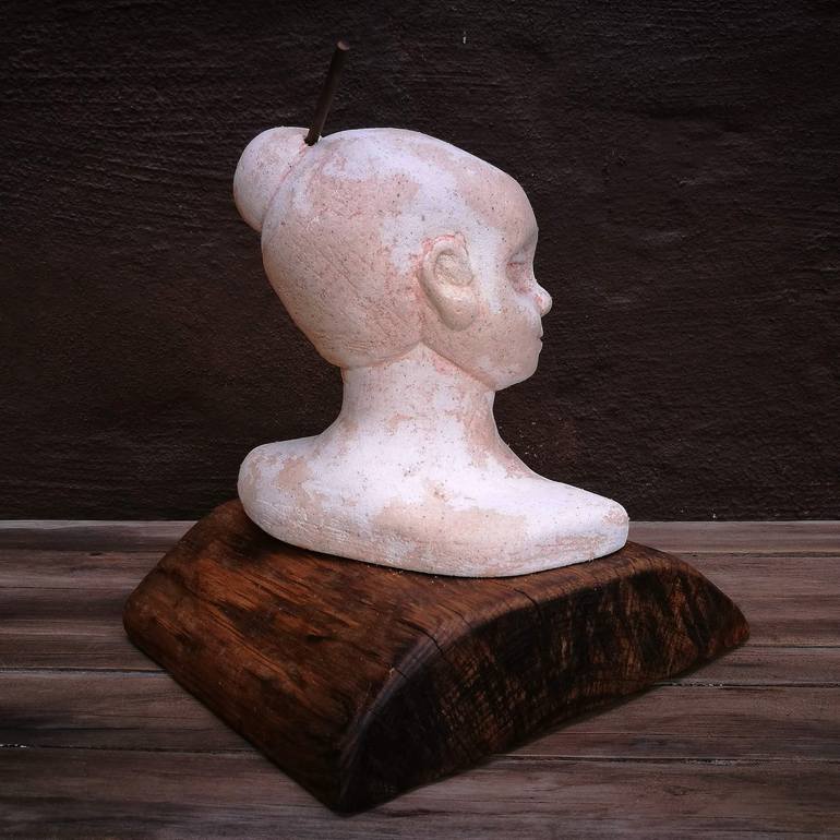 Original Conceptual Other Sculpture by Alberto Urra