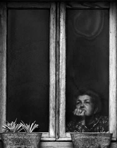Woman in Window  - Limited Edition 3 / 10 thumb