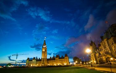 Ottawa Parliament of Canada thumb