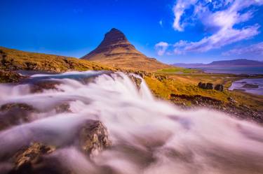 Kirkjufellsfoss and Kirkjufell Iceland Europe thumb