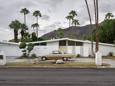 Gold Mercedes, Palm Springs thumb