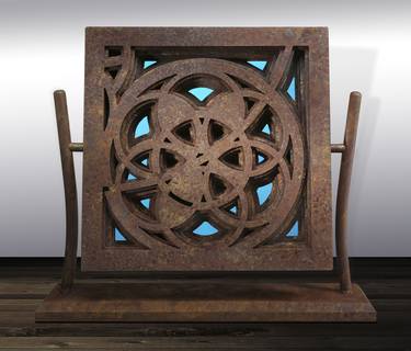 ROSE WINDOW in RUST WITH BLUE thumb