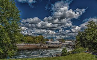 Golden Alaska Through Ballard Locks thumb