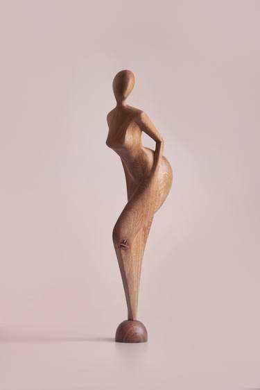 Female figure (oak) thumb