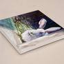 White bunny. Small oil painting on canvas. Miniature painting. Year 2019.
Oil.
Canvas.
6" x 6" x 0,6" /15 x 15 cm/.