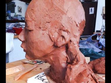 Original Portrait Sculpture by pipo mac tisell