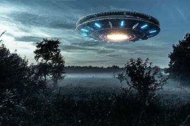 UFO, an alien plate hovering over the field, hovering motionless thumb