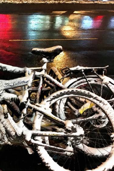 Snow Bikes In The City thumb