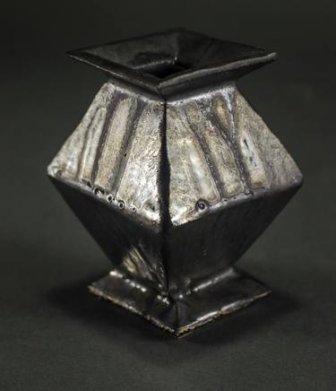 Small geometric Vessel #2 thumb