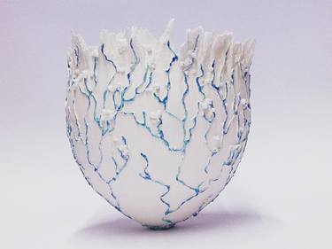 Watercorals spherical vase thumb