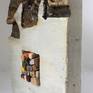 " Vision is the art of seeing what is invisible to others "

A sculpture of concrete, natural stones and acrylic.
Pieces of natural stones are inserted to one's preference.