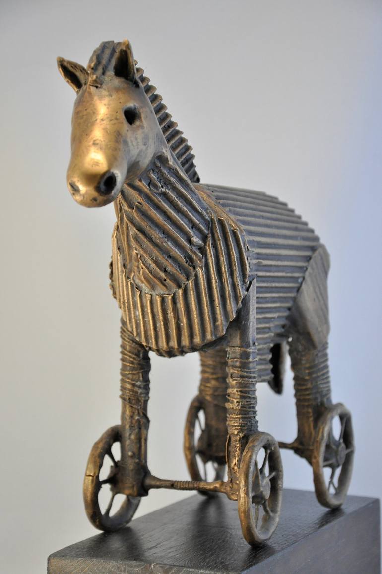 Original Animal Sculpture by Boguslaw Dobrowolski