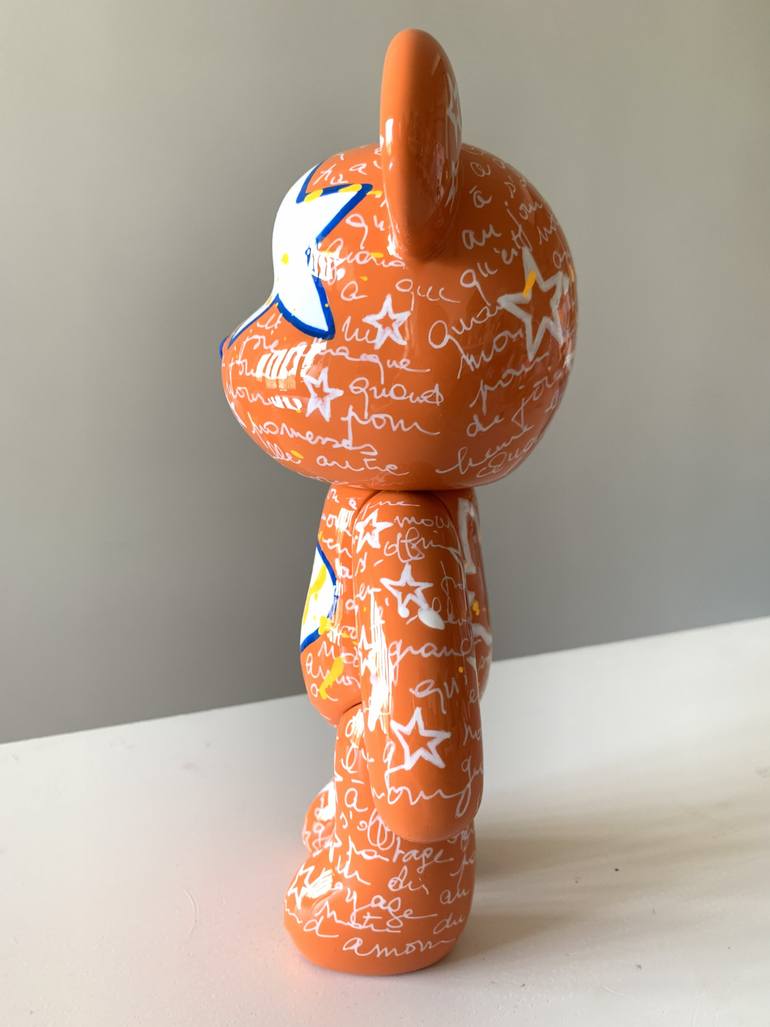 Original Contemporary Animal Sculpture by Caroline Montigneaux