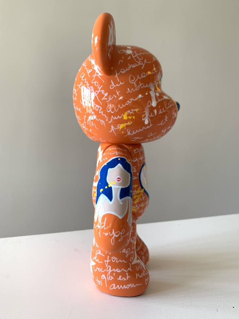 Original Contemporary Animal Sculpture by Caroline Montigneaux