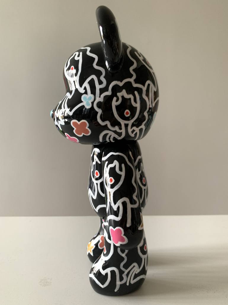 Original Contemporary Animal Sculpture by Caroline Montigneaux