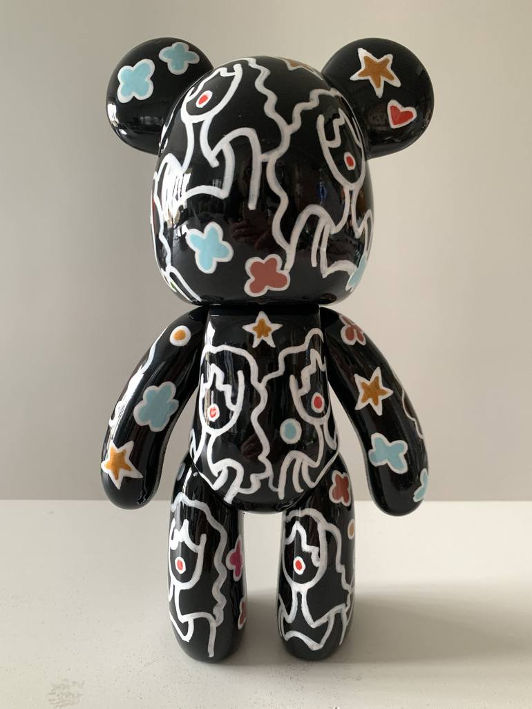 Original Contemporary Animal Sculpture by Caroline Montigneaux