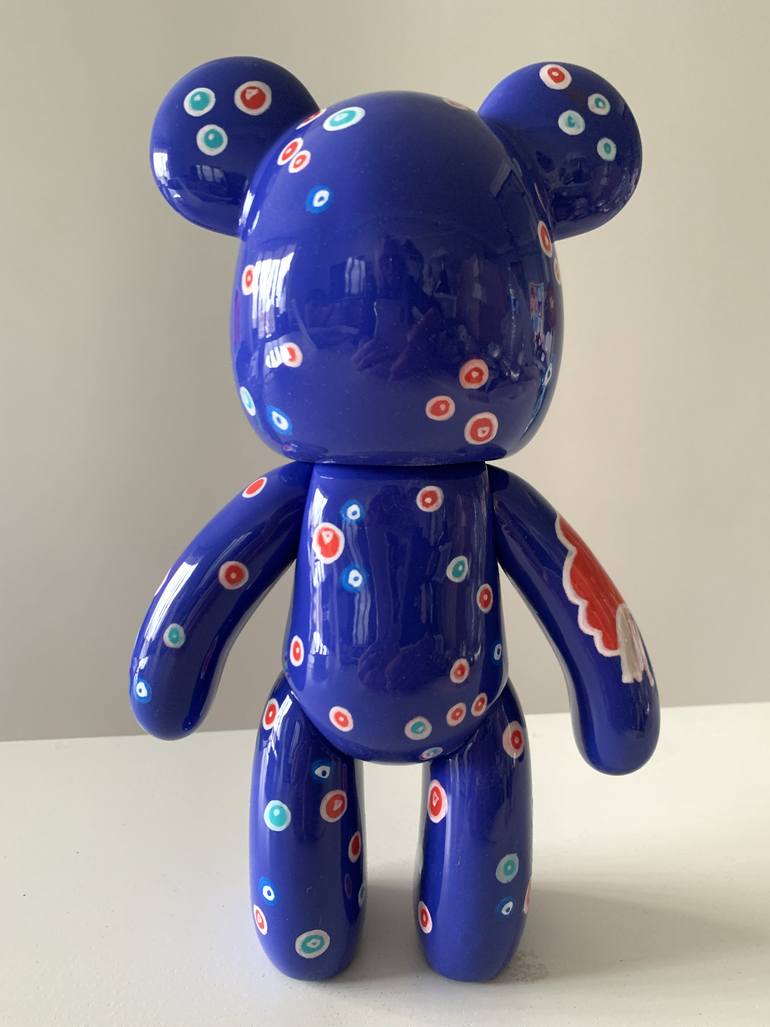 Original Contemporary Animal Sculpture by Caroline Montigneaux
