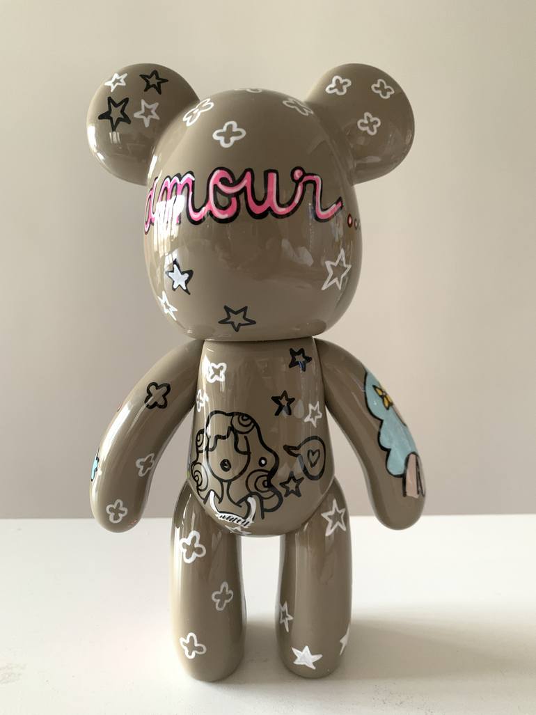 Original Contemporary Animal Sculpture by Caroline Montigneaux