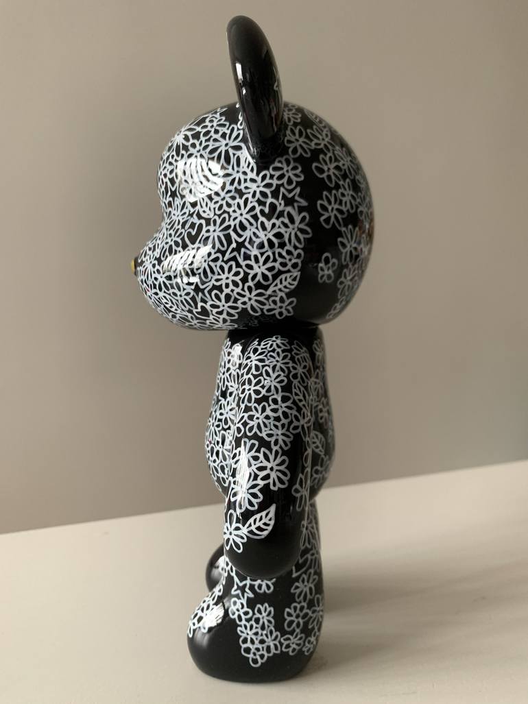 Original Contemporary Animal Sculpture by Caroline Montigneaux