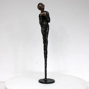 Original Figurative Women Sculpture by philippe BUIL