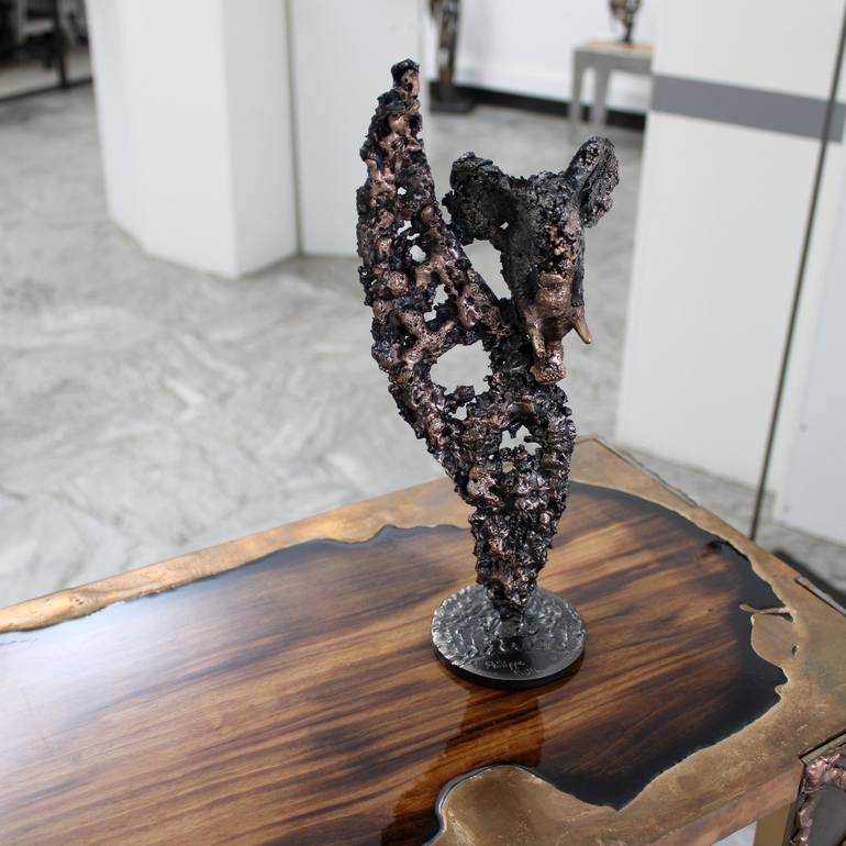 Original Contemporary Animal Sculpture by Philippe Buil