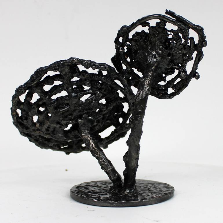 Original Floral Sculpture by philippe BUIL